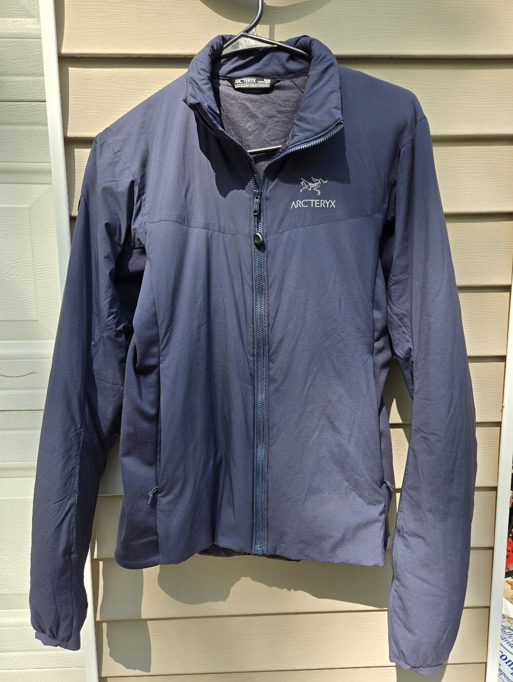 Arc'teryx Atom LT jacket Womens Medium Navy Blue
